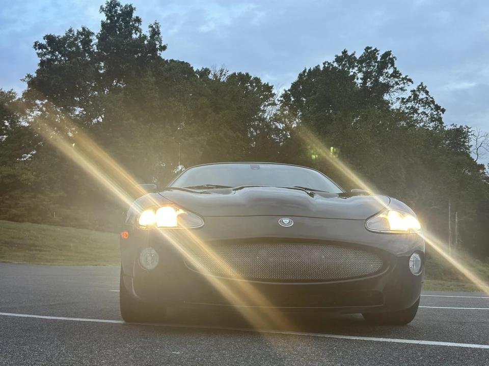 2005 Jaguar X100 XKR - Image 19 of 31