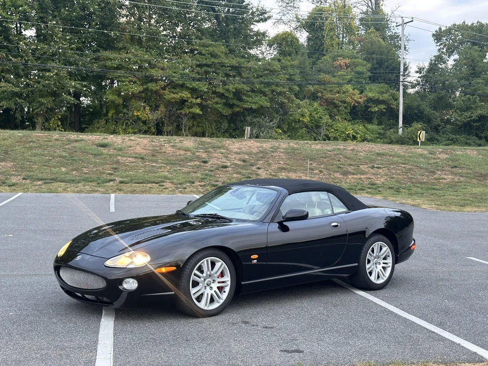 2005 Jaguar X100 XKR - Image 23 of 31