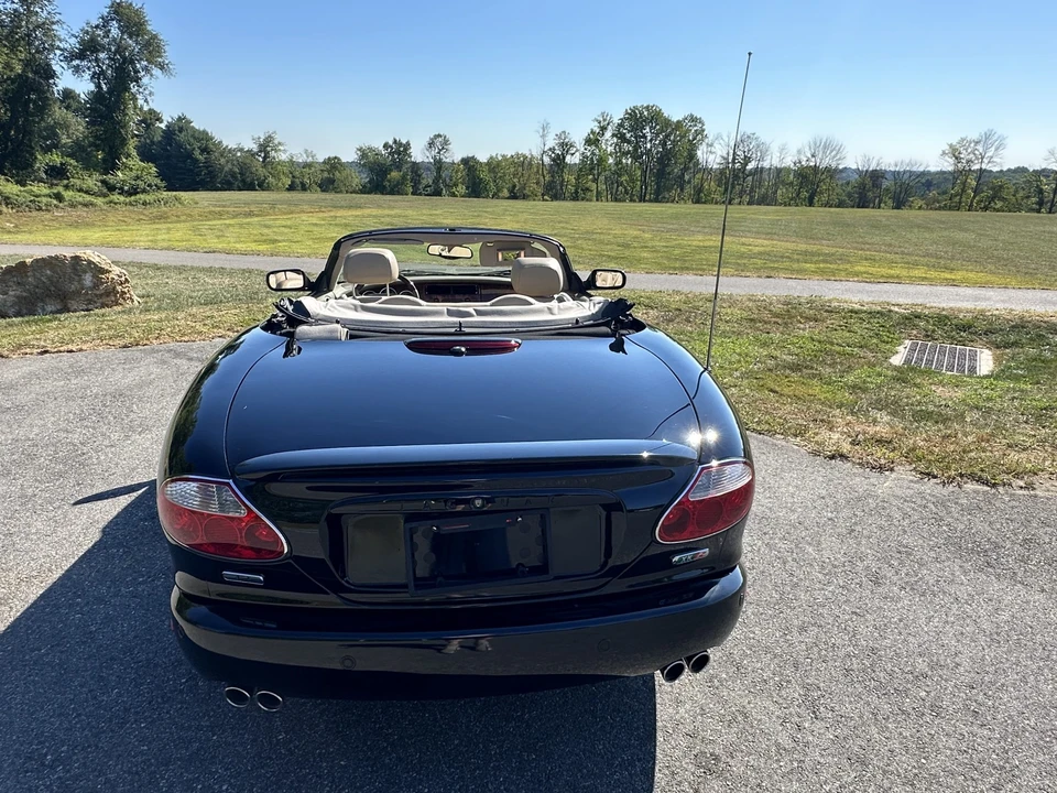 2005 Jaguar X100 XKR - Image 9 of 31