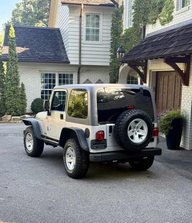 2005 Jeep TJ Wrangler - Image 17 of 31