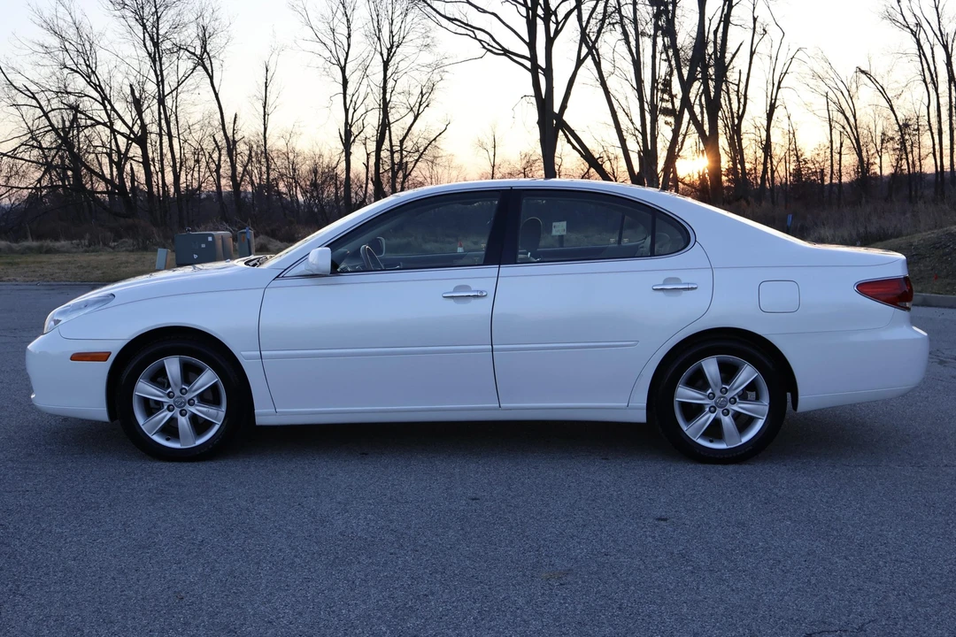 2005 Lexus ES 4th Gen - Image 14 of 31