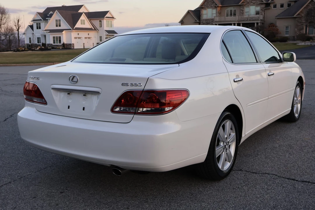 2005 Lexus ES 4th Gen - Image 10 of 31