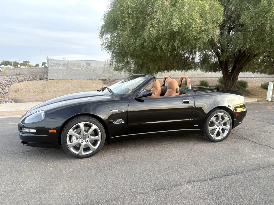 2005 Maserati Spyder - Image 7 of 31