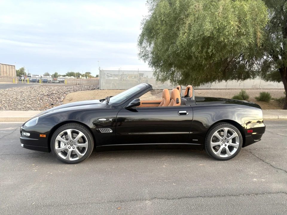 2005 Maserati Spyder - Image 8 of 31