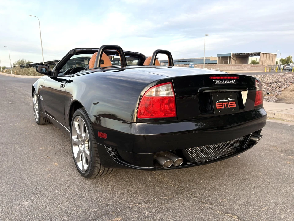 2005 Maserati Spyder - Image 13 of 31