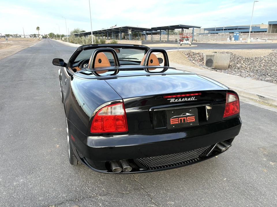 2005 Maserati Spyder - Image 14 of 31