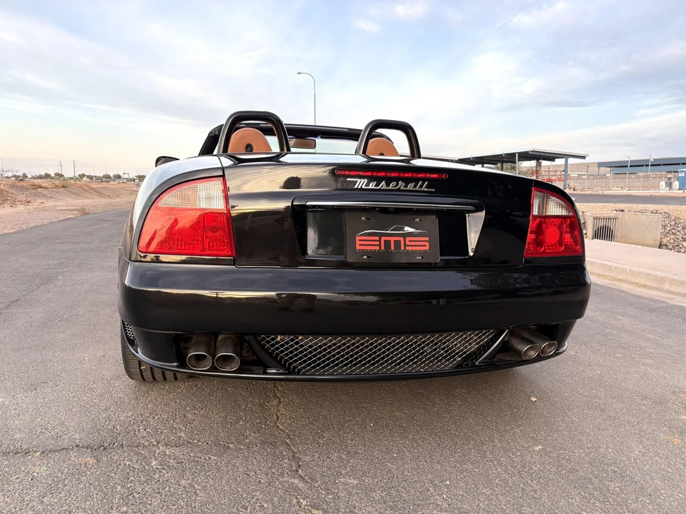 2005 Maserati Spyder - Image 15 of 31