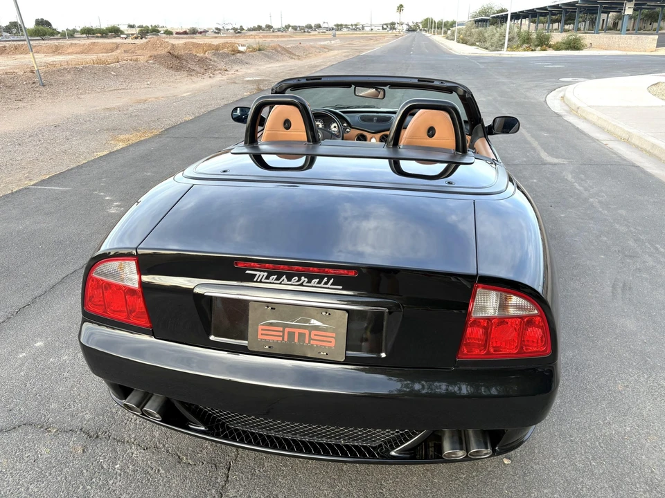 2005 Maserati Spyder - Image 17 of 31