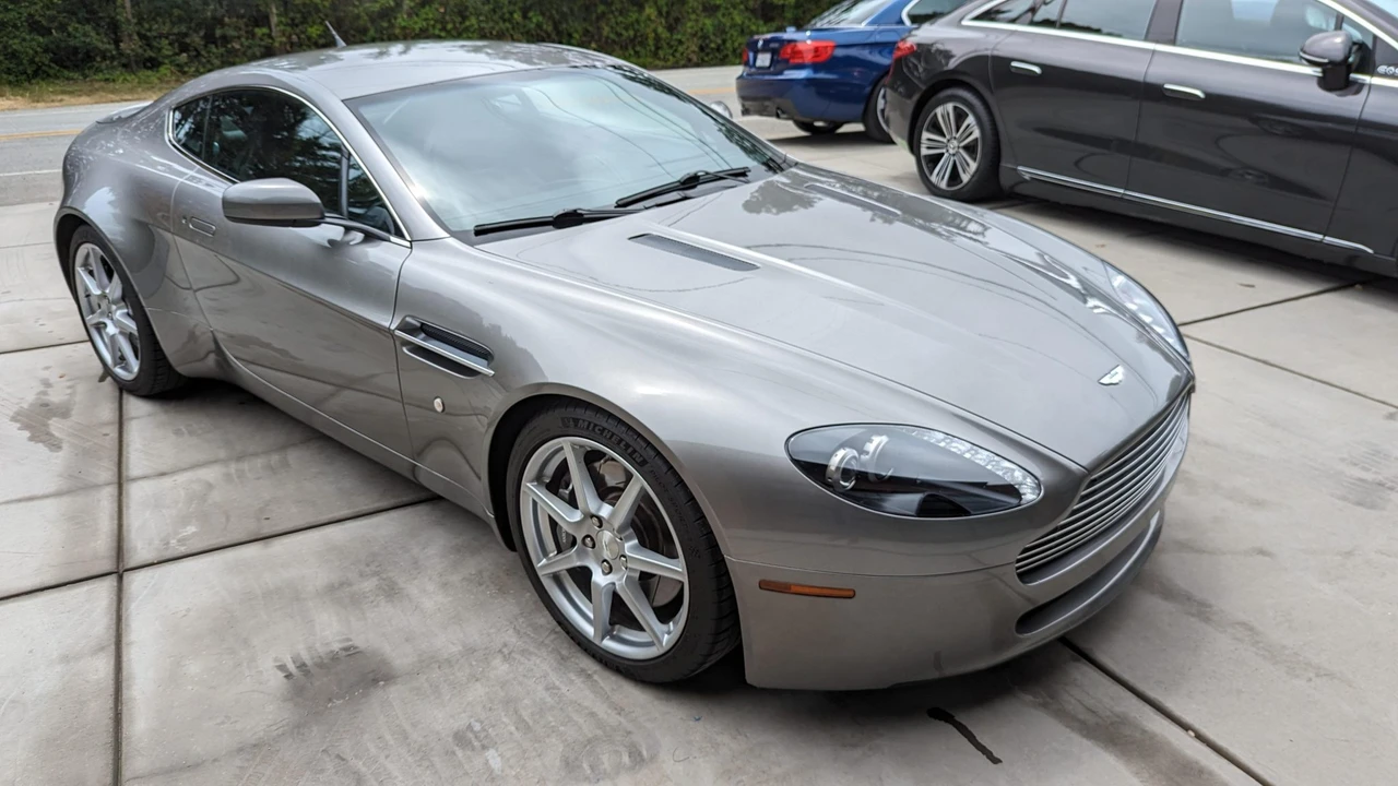 2006 Aston Martin V8 Vantage (2006-2017) - Image 18 of 31