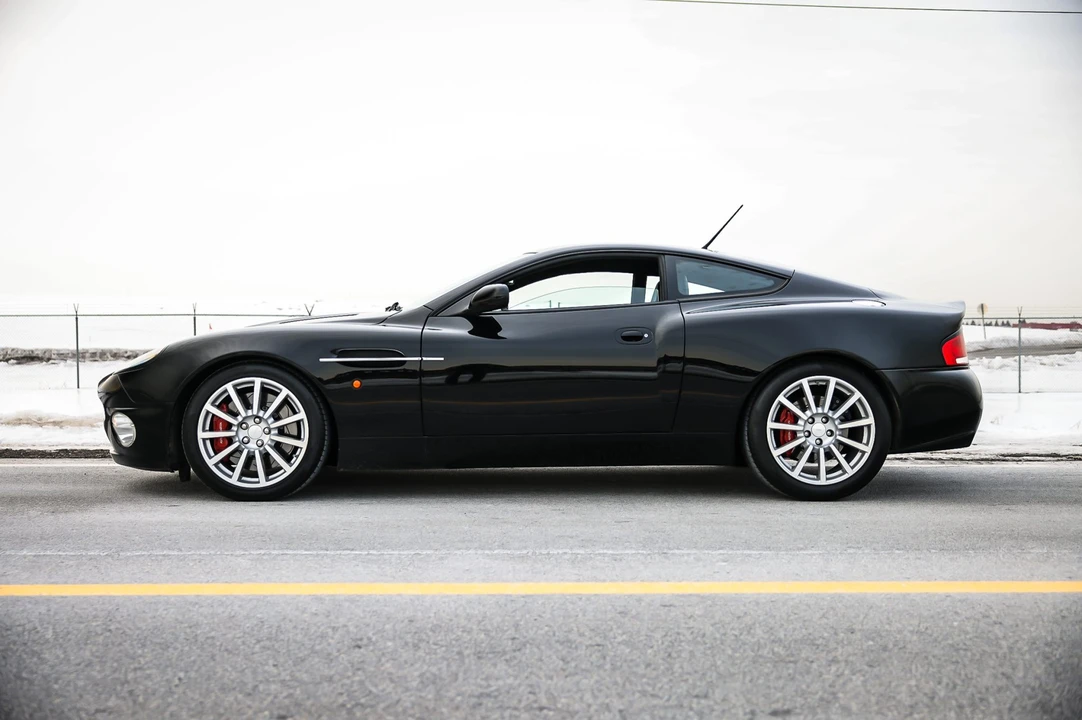 2006 Aston Martin Vanquish 1st Gen - Image 22 of 31