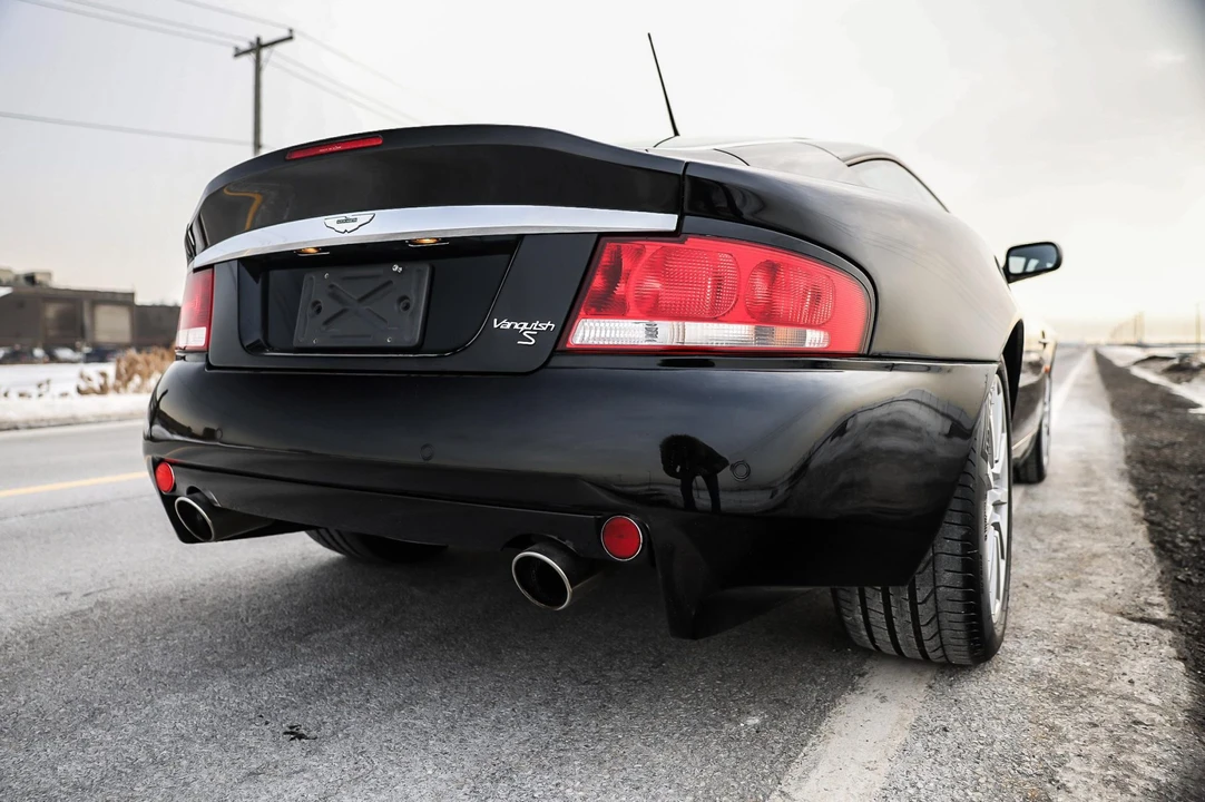 2006 Aston Martin Vanquish 1st Gen - Image 13 of 31