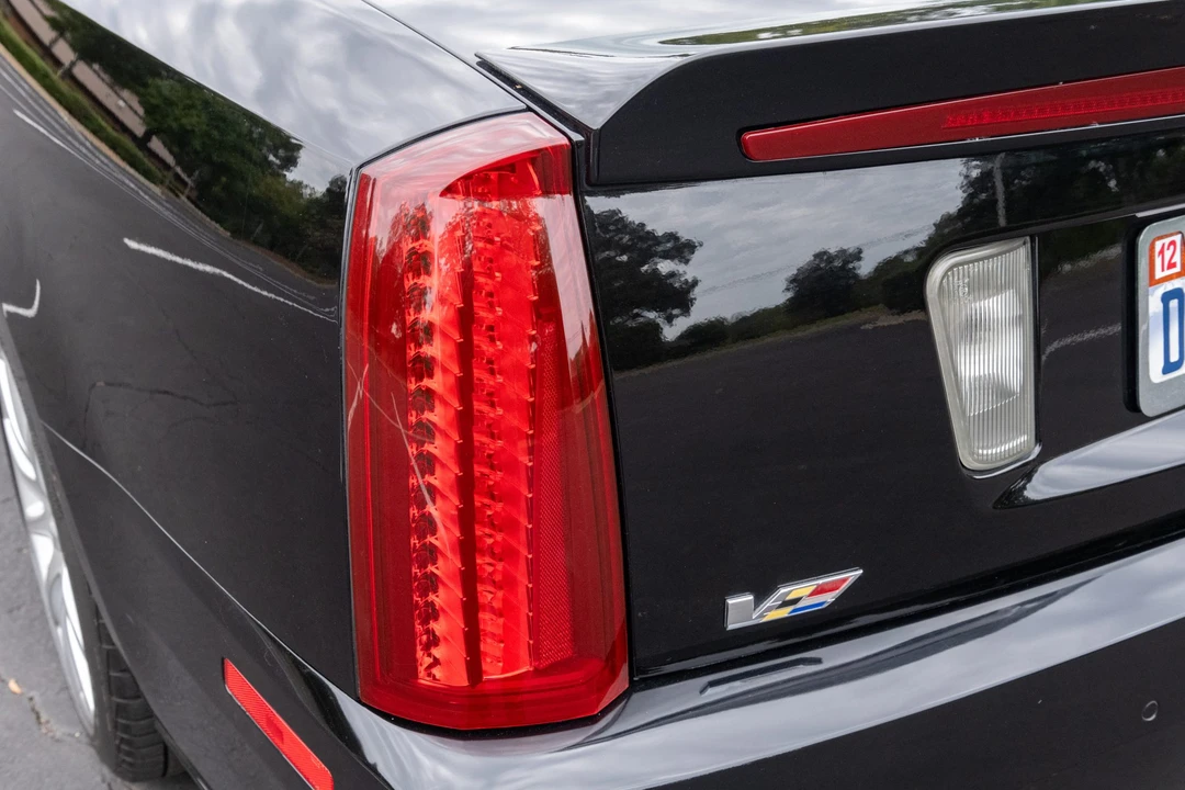 2006 Cadillac STS-V - Image 22 of 31