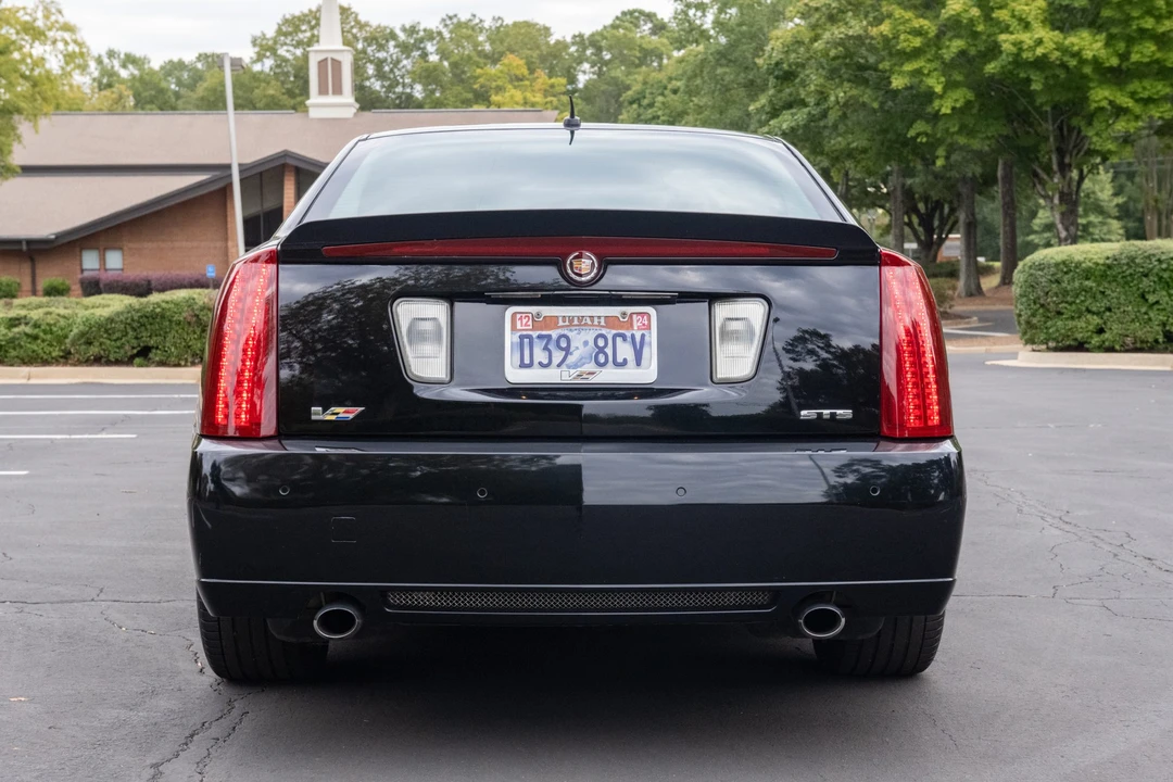 2006 Cadillac STS-V - Image 4 of 31