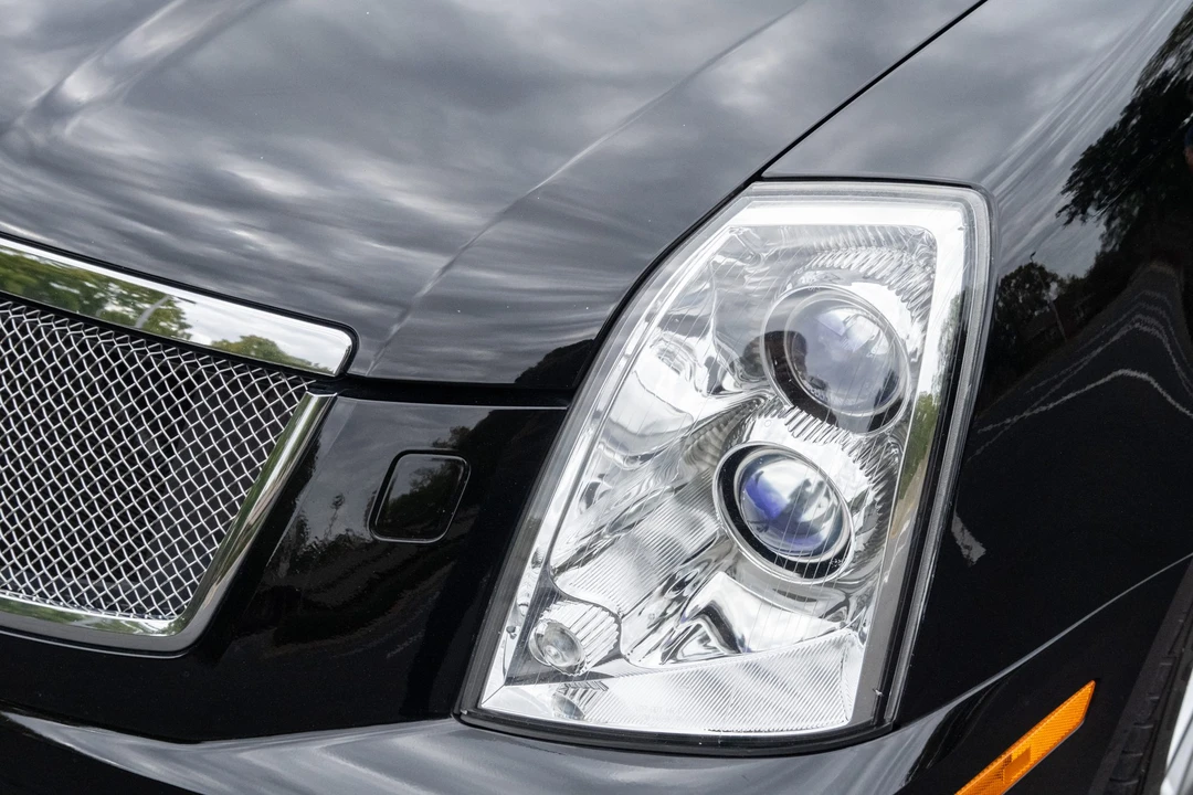 2006 Cadillac STS-V - Image 13 of 31