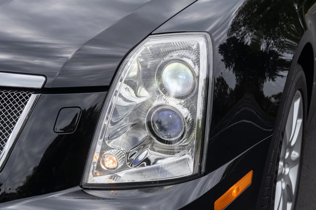 2006 Cadillac STS-V - Image 14 of 31