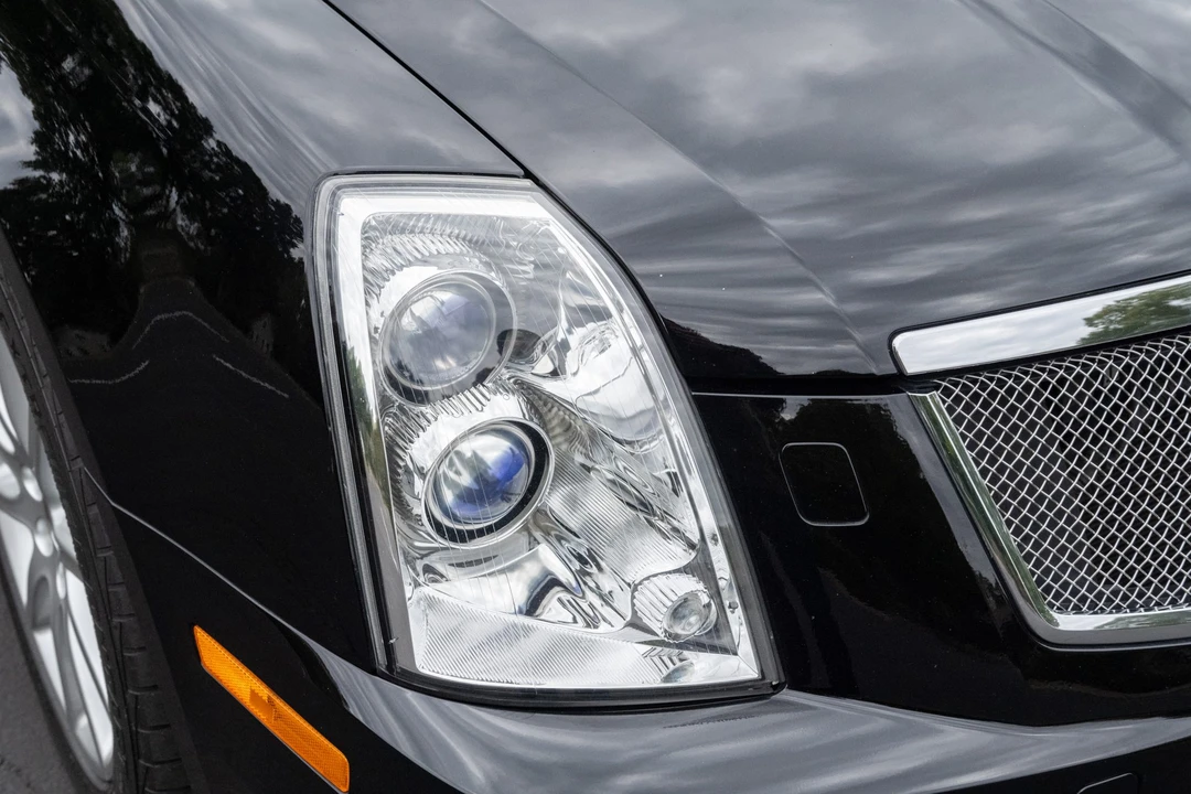 2006 Cadillac STS-V - Image 11 of 31