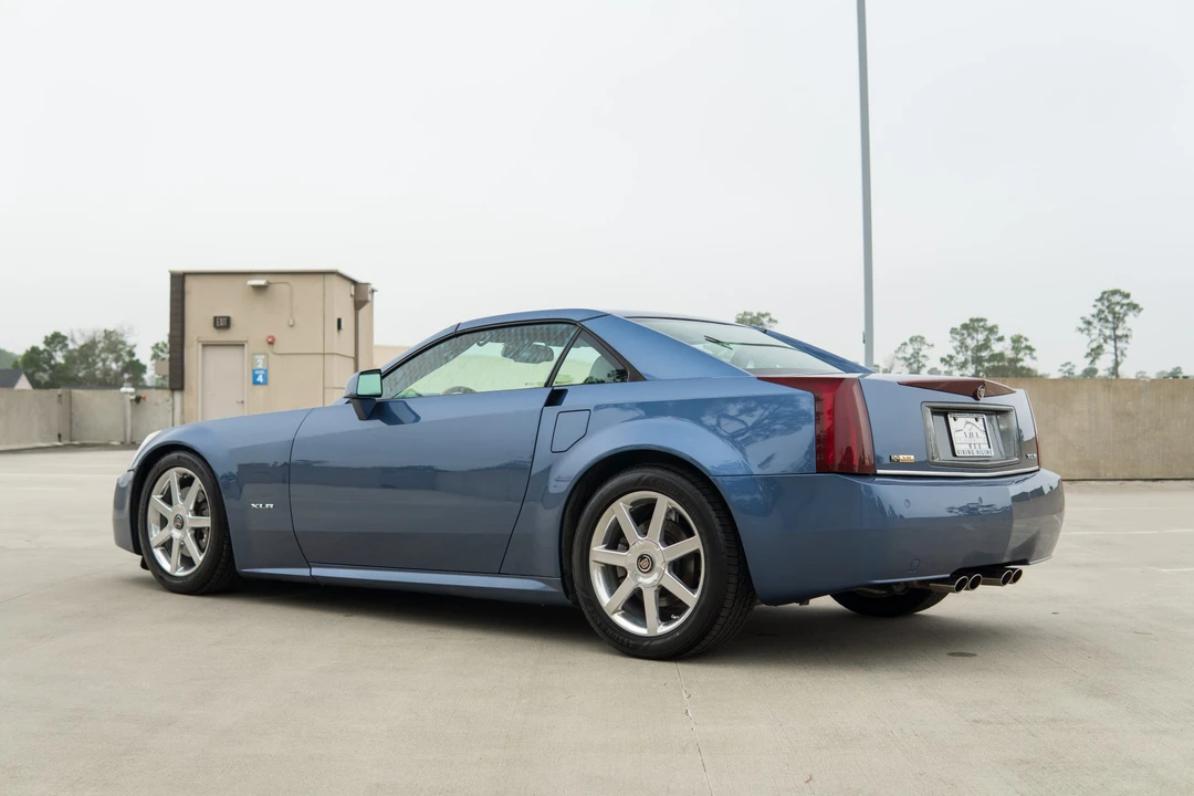 2006 Cadillac XLR - Image 27 of 31