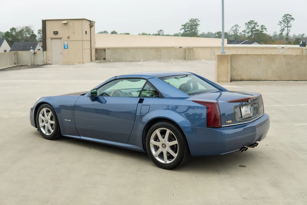 2006 Cadillac XLR - Image 26 of 31