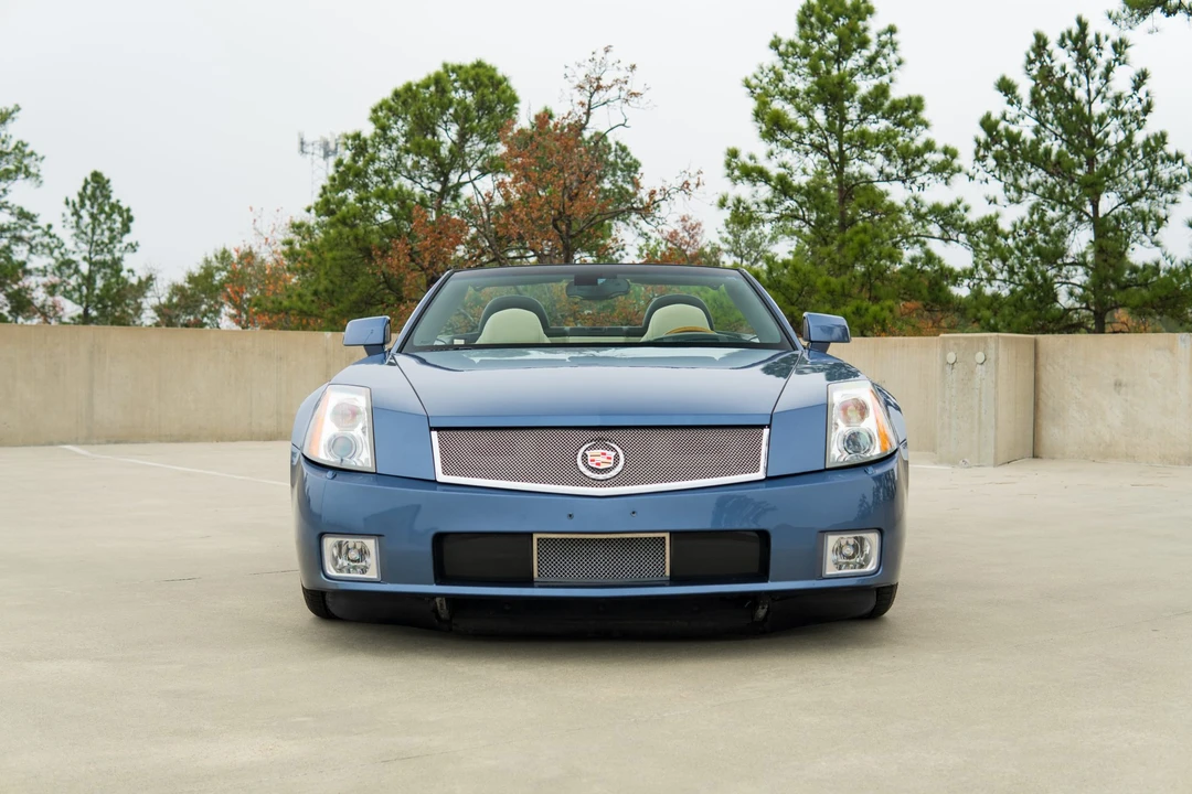 2006 Cadillac XLR - Image 5 of 31