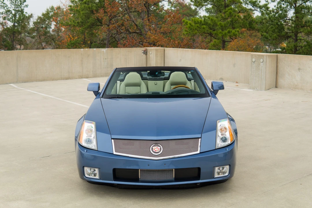 2006 Cadillac XLR - Image 6 of 31