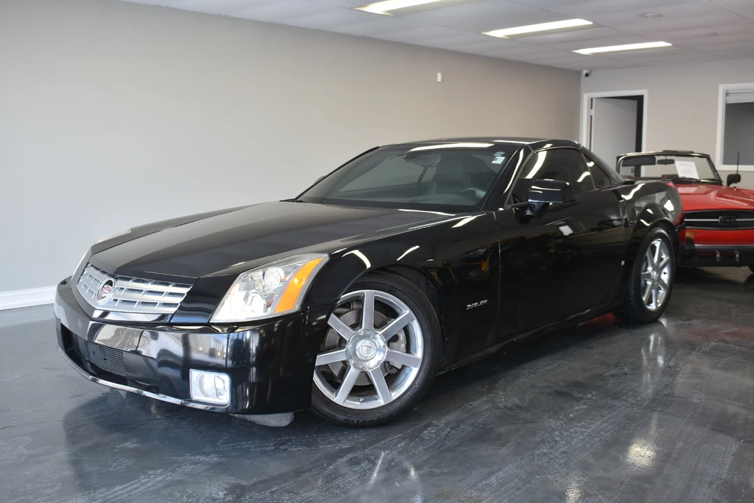 2006 Cadillac XLR - Image 28 of 31