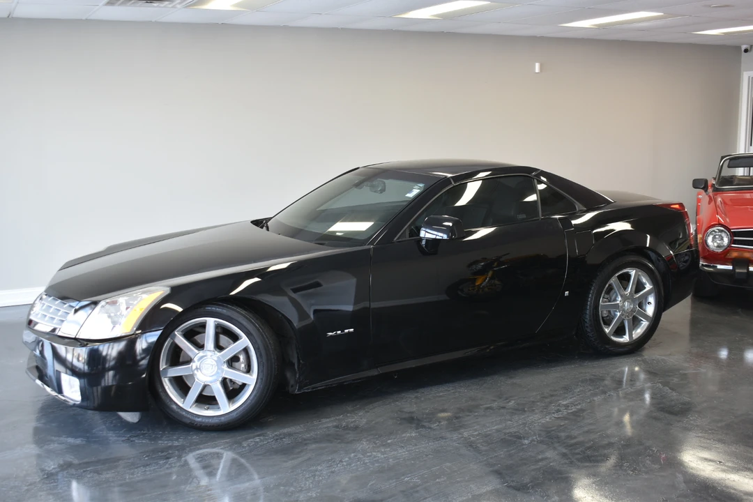 2006 Cadillac XLR - Image 30 of 31