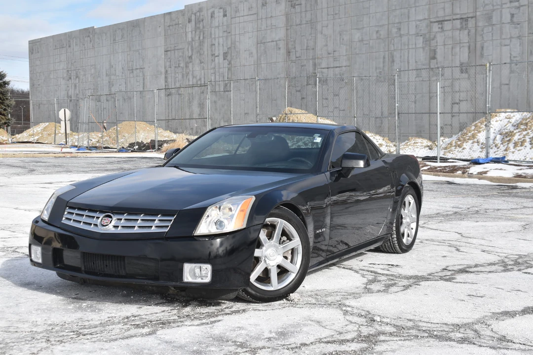 2006 Cadillac XLR - Image 12 of 31