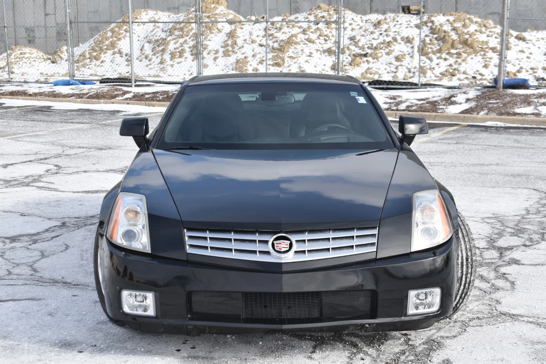 2006 Cadillac XLR - Image 2 of 31