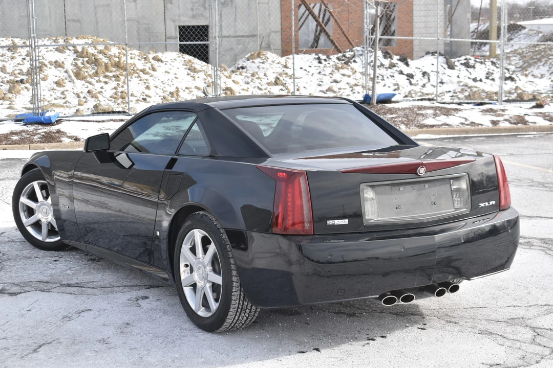 2006 Cadillac XLR - Image 10 of 31