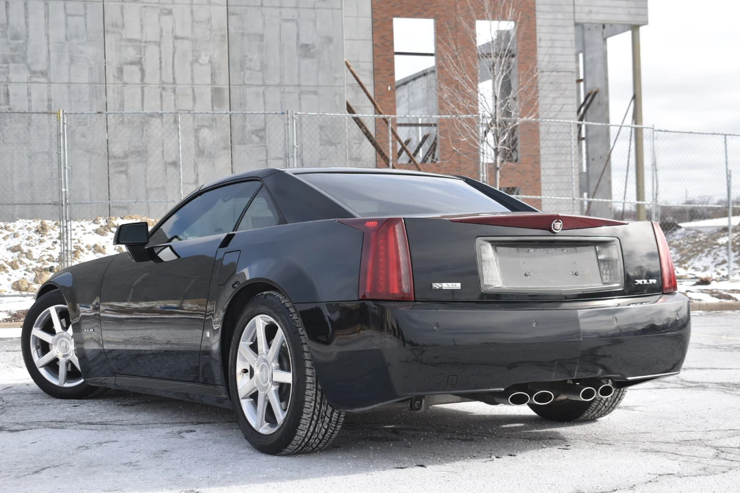 2006 Cadillac XLR - Image 9 of 31