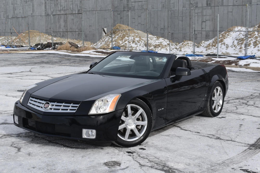 2006 Cadillac XLR - Image 24 of 31
