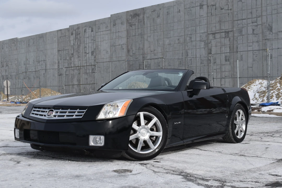 2006 Cadillac XLR - Image 23 of 31