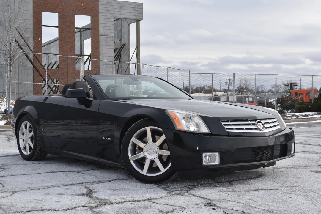 2006 Cadillac XLR - Image 19 of 31