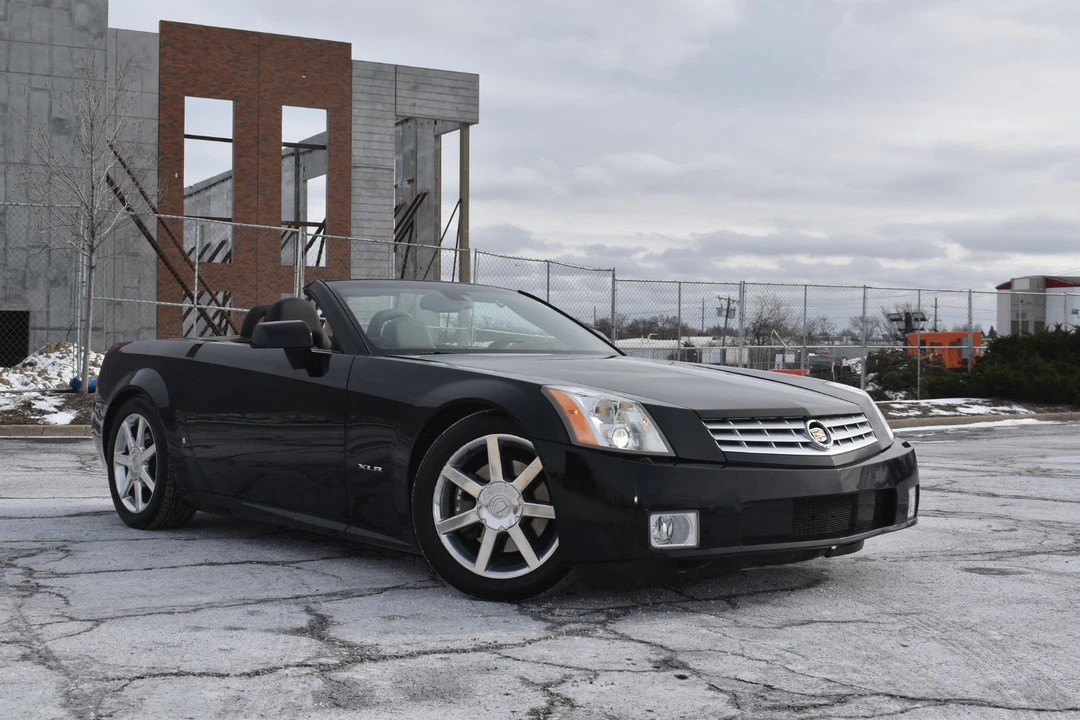 2006 Cadillac XLR - Image 18 of 31