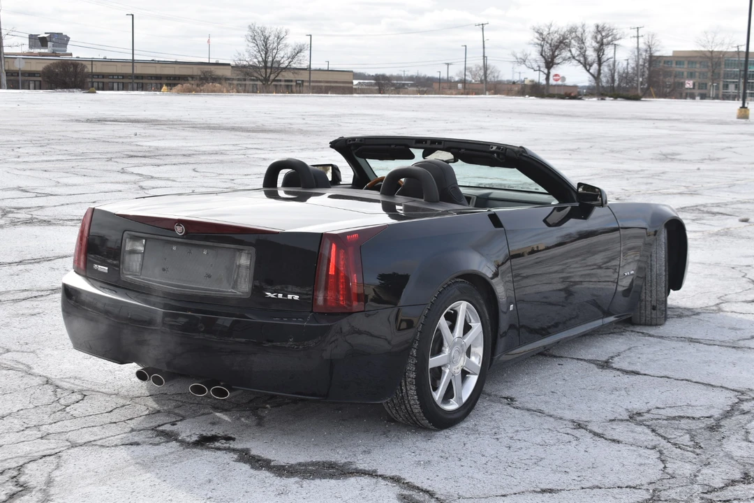 2006 Cadillac XLR - Image 20 of 31