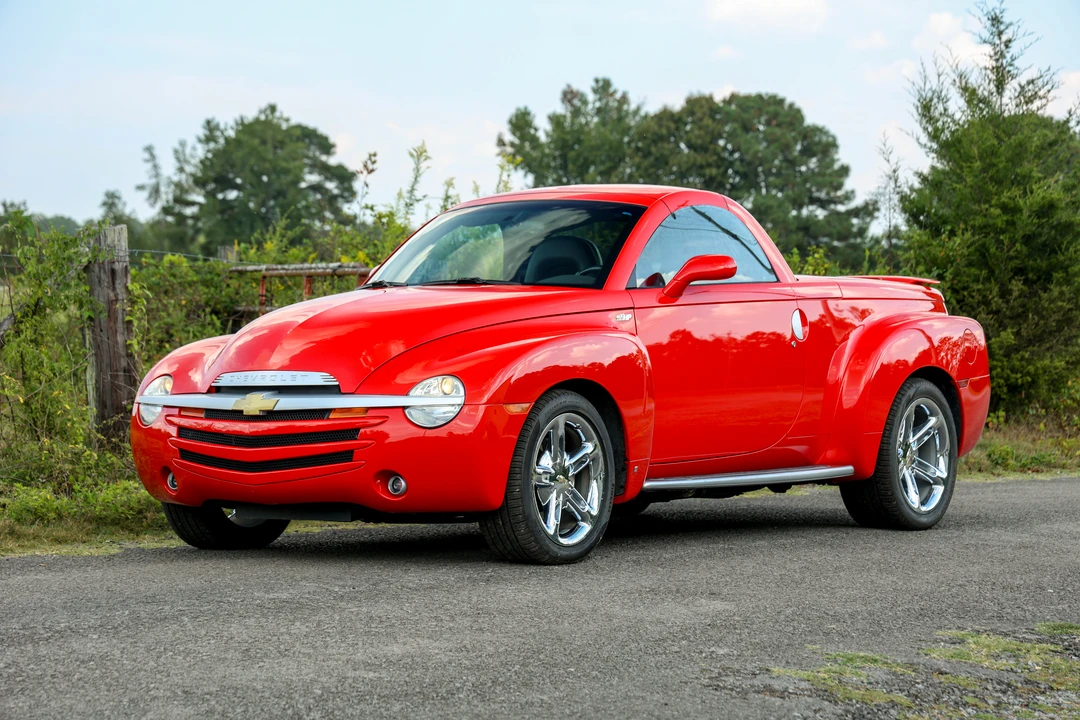 2006 Chevrolet SSR - Image 2 of 31