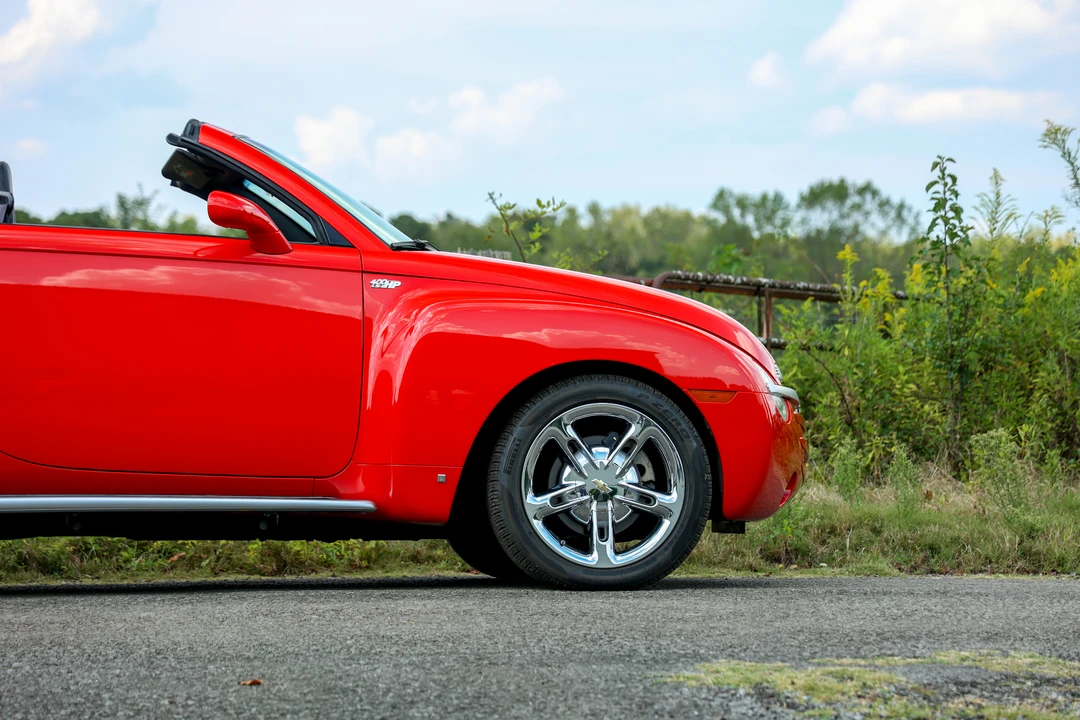 2006 Chevrolet SSR - Image 15 of 31