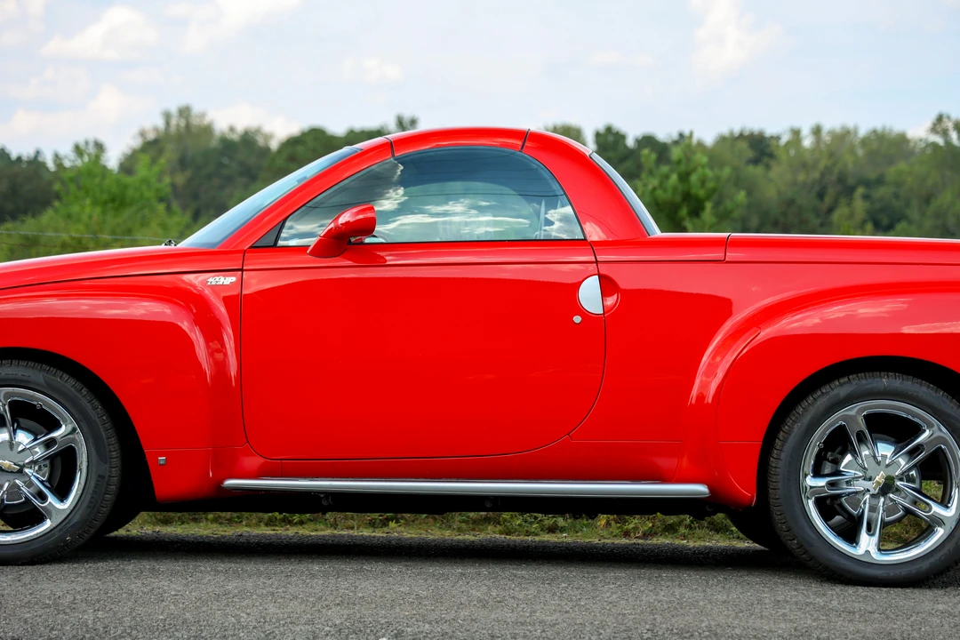 2006 Chevrolet SSR - Image 14 of 31