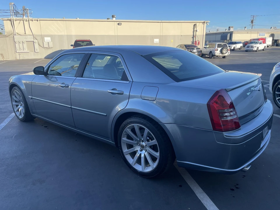 2006 Chrysler 300 (2005-2023) - Image 11 of 31