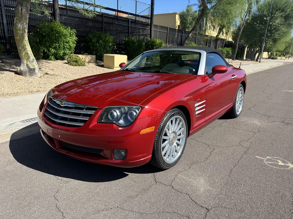 2006 Chrysler Crossfire - Image 10 of 31