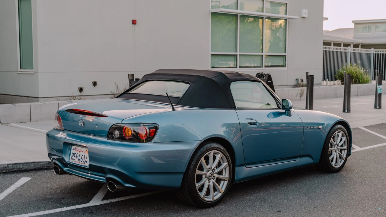2006 Honda AP2 S2000 - Image 15 of 31
