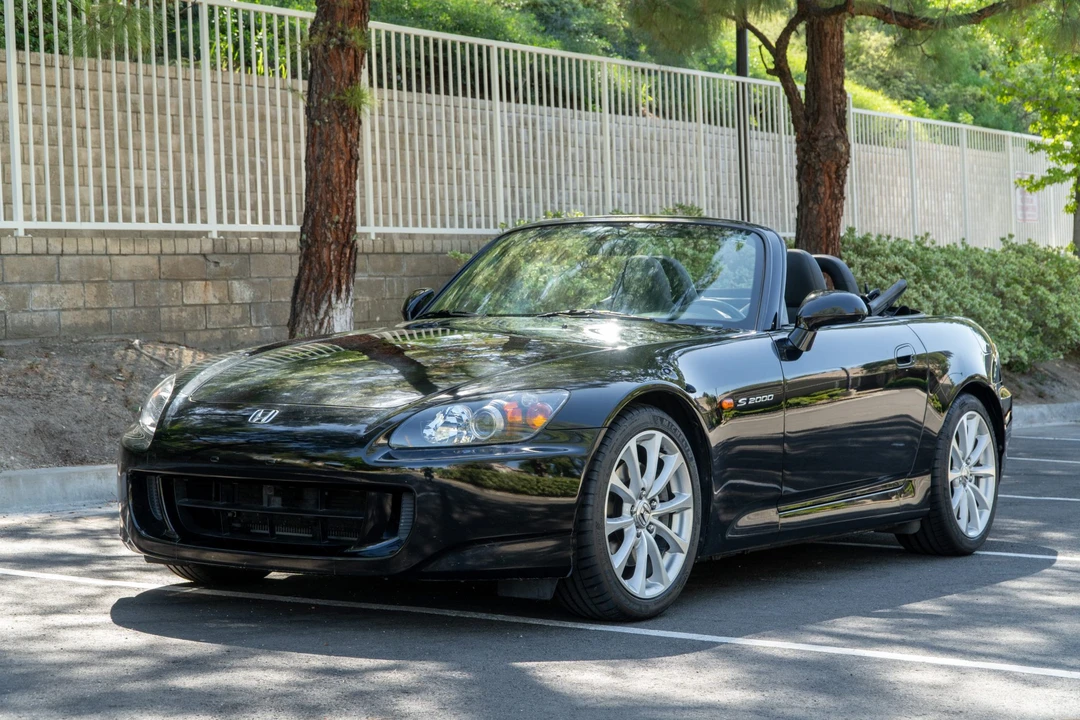 2006 Honda AP2 S2000 - Image 2 of 31