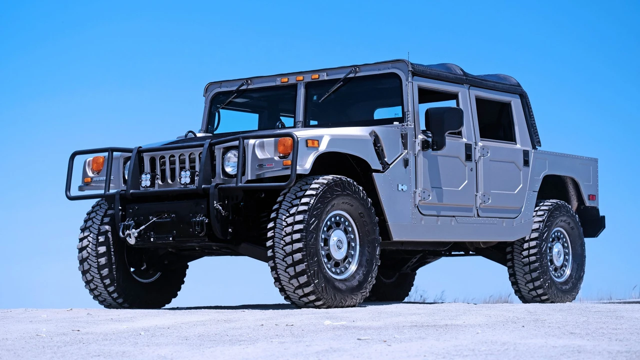 2006 Hummer Hummer H1 - Image 2 of 31