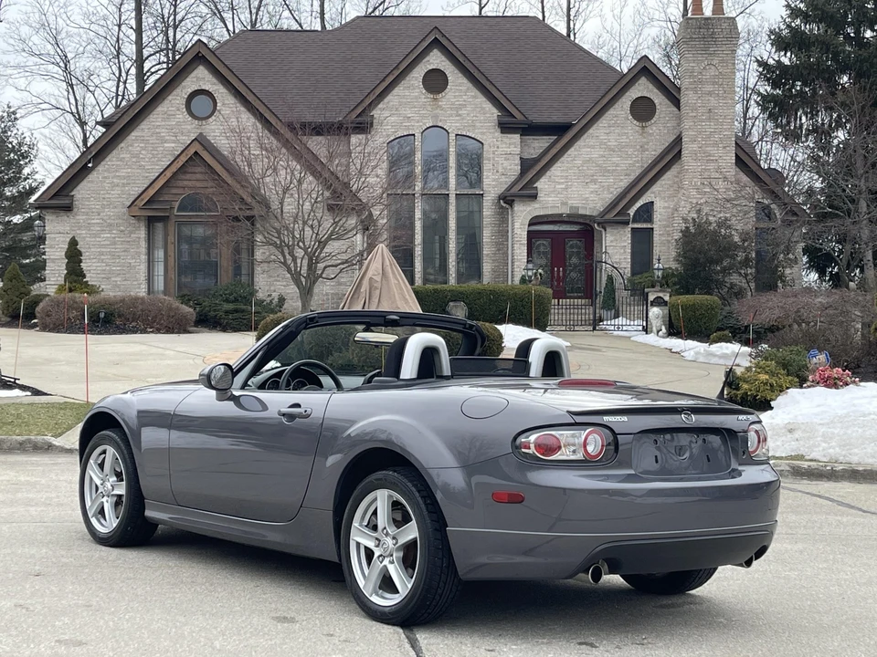 2006 Mazda NC MX-5 Miata - Image 7 of 31