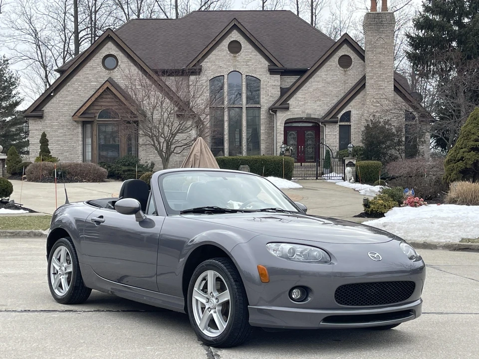 2006 Mazda NC MX-5 Miata - Image 22 of 31