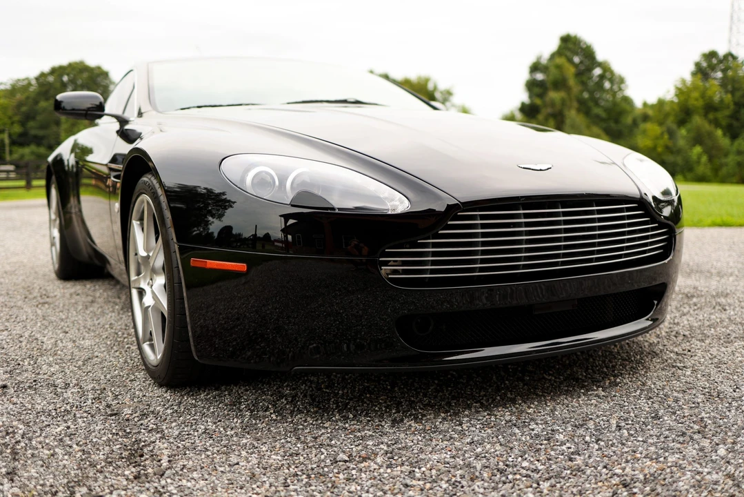 2007 Aston Martin V8 Vantage (2006-2017) - Image 11 of 31