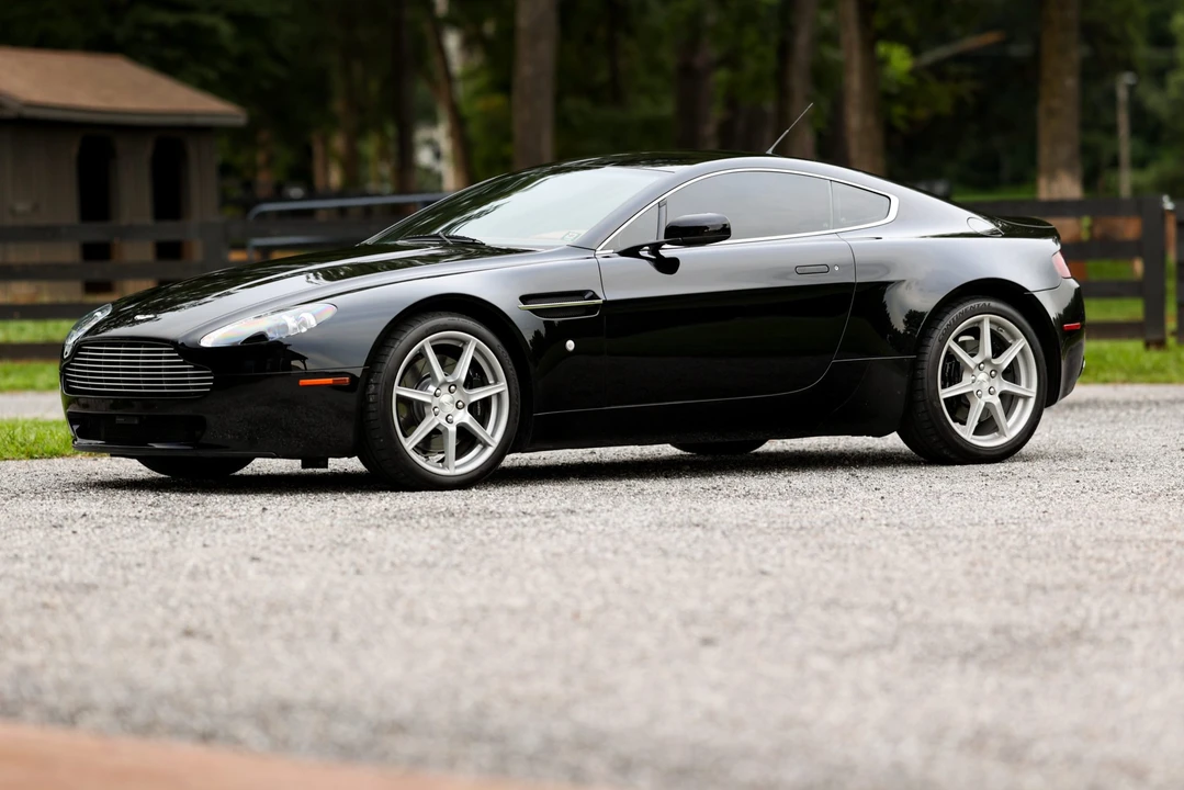 2007 Aston Martin V8 Vantage (2006-2017) - Image 3 of 31