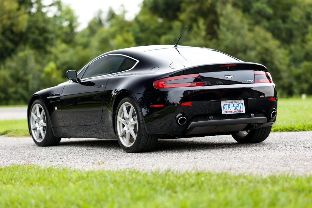 2007 Aston Martin V8 Vantage (2006-2017) - Image 27 of 31