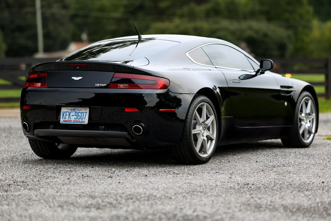 2007 Aston Martin V8 Vantage (2006-2017) - Image 16 of 31