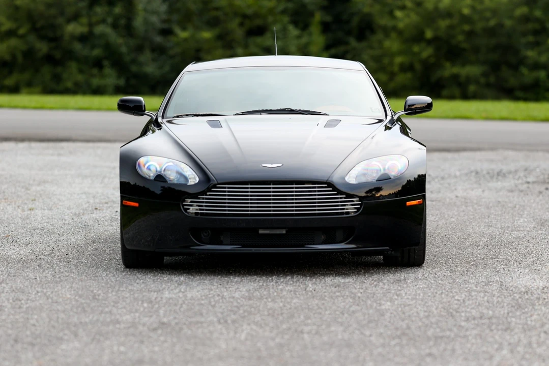 2007 Aston Martin V8 Vantage (2006-2017) - Image 9 of 31